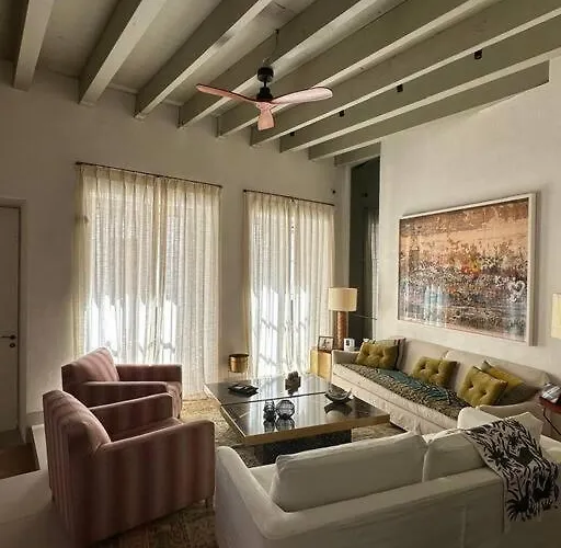 Exclusiva Casa Con Terraza * Sevilla